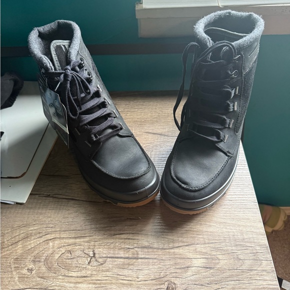 Kamik Black Winter Lace-Up Boots - Picture 1 of 5